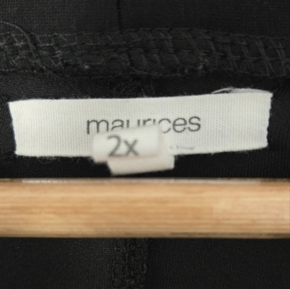 Maurices Classic Black Cardigan Size 2X - Picture 4 of 4